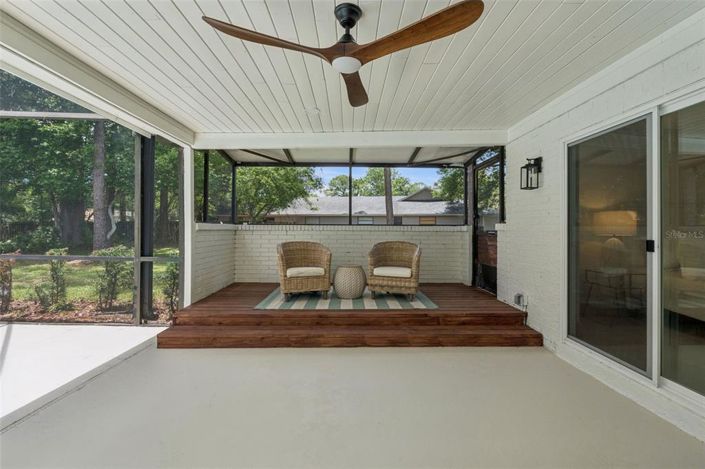 Image No.36-5 Bed House for sale