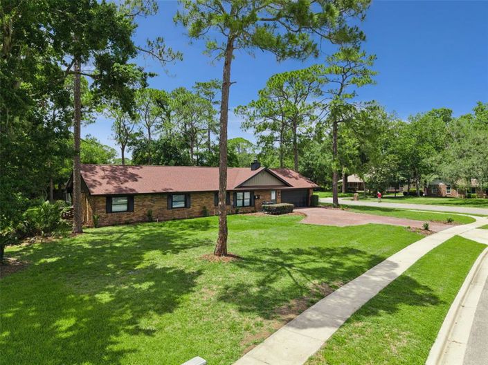 Image No.5-5 Bed House for sale