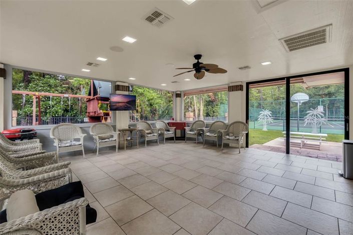 Image No.57-5 Bed House for sale