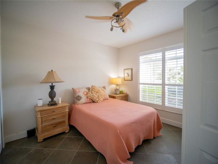 Image No.23-5 Bed House for sale