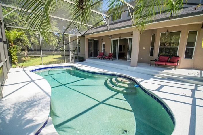 Image No.38-5 Bed House for sale