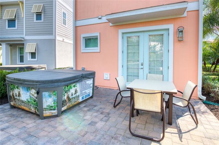 Image No.18-3 Bed House for sale