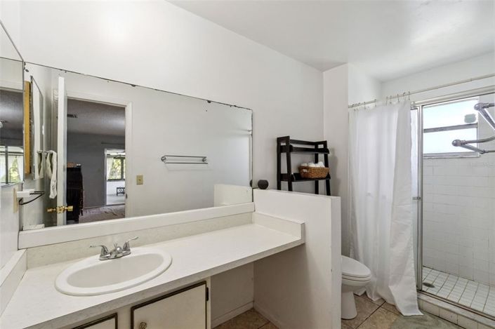 Image No.16-3 Bed House for sale
