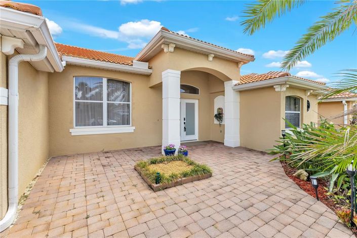 Image No.3-4 Bed House for sale