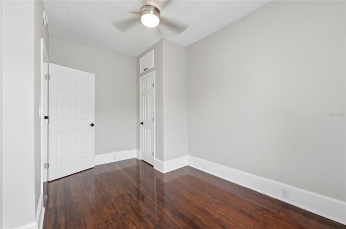 Image No.37-4 Bed House for sale