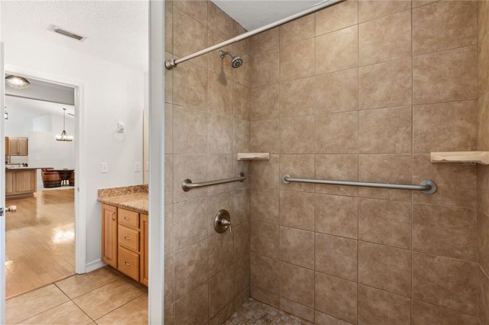 Image No.22-4 Bed House for sale