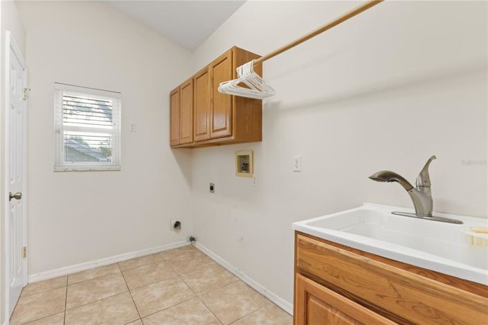 Image No.23-4 Bed House for sale