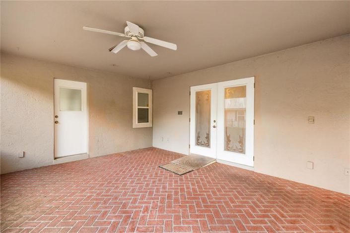 Image No.25-4 Bed House for sale