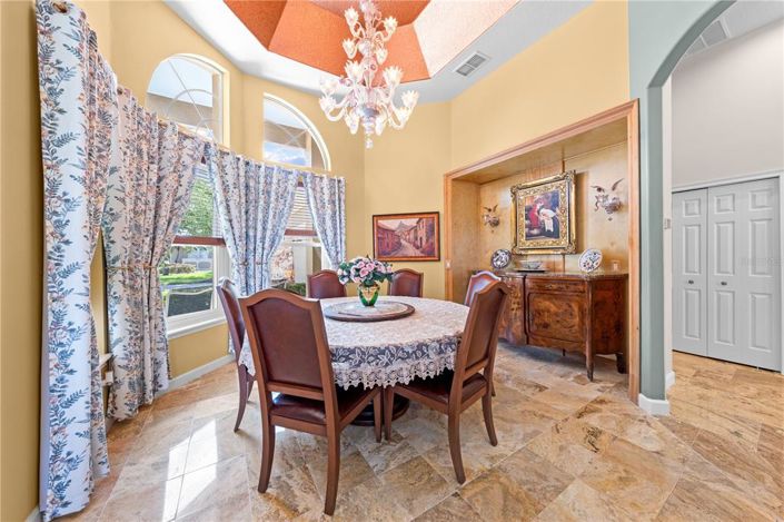 Image No.7-3 Bed House for sale