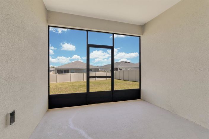 Image No.17-4 Bed House for sale
