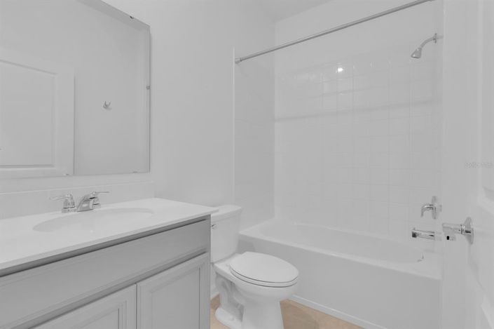 Image No.34-4 Bed House for sale