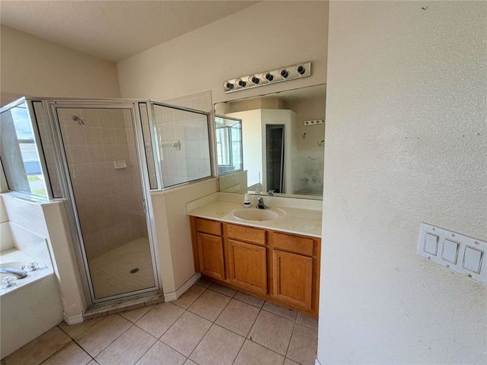 Image No.13-4 Bed House for sale