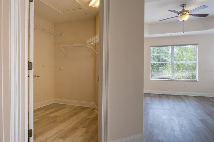 Image No.28-3 Bed Townhouse for sale