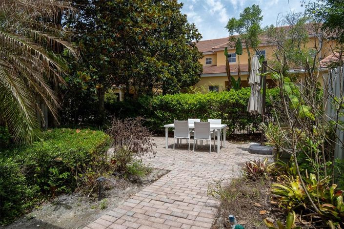 Image No.34-3 Bed Townhouse for sale