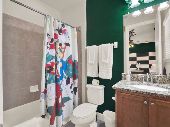 Image No.30-5 Bed House for sale
