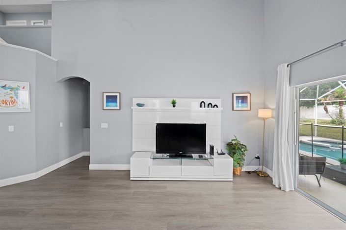 Image No.15-5 Bed House for sale