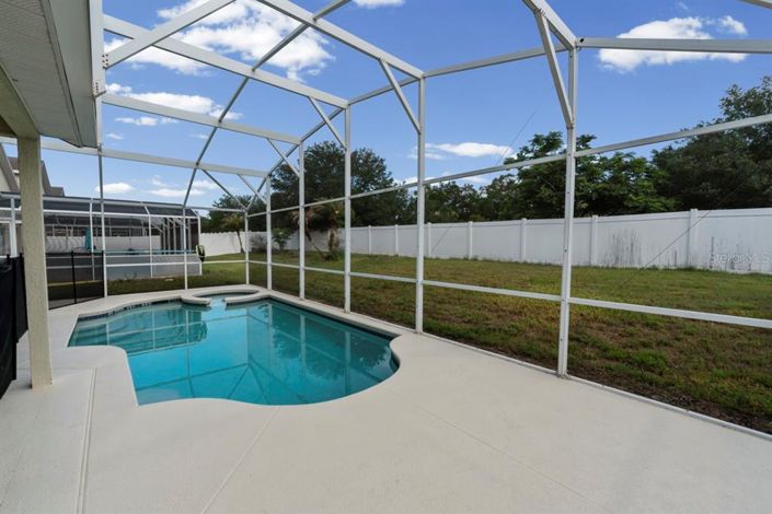 Image No.18-5 Bed House for sale