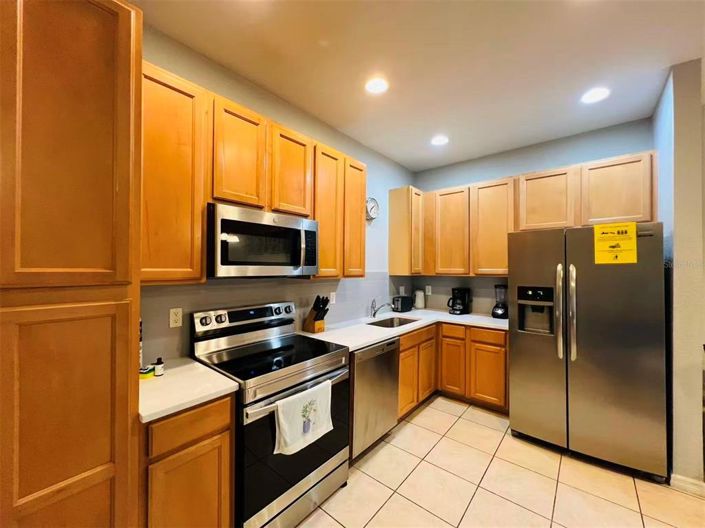 Image No.5-5 Bed Townhouse for sale