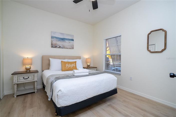 Image No.27-4 Bed Townhouse for sale