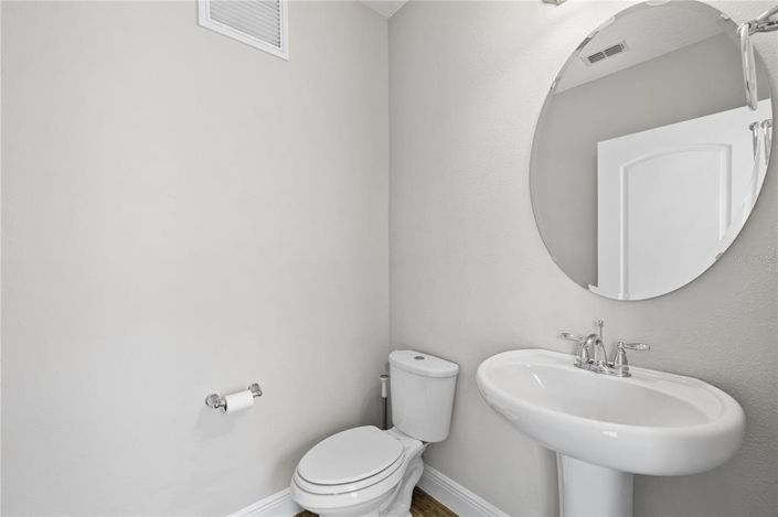 Image No.27-3 Bed Townhouse for sale