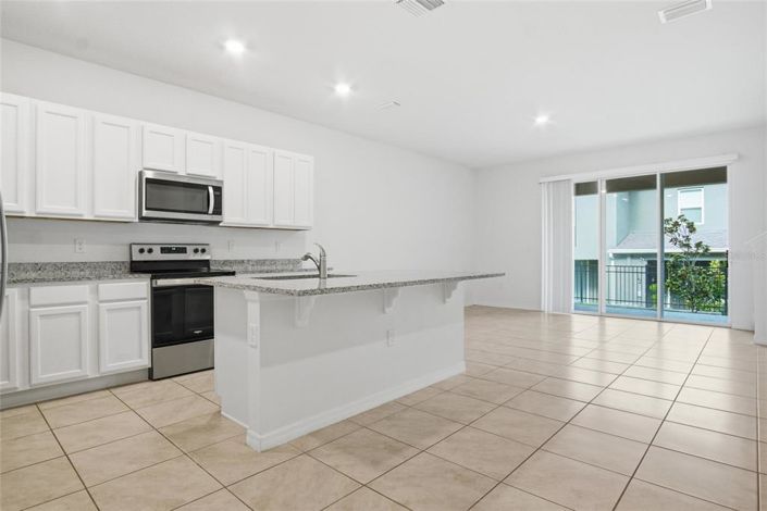 Image No.3-3 Bed Townhouse for sale