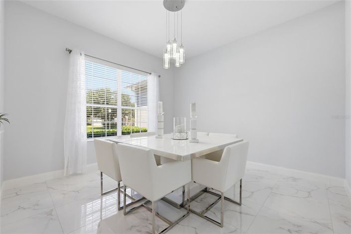 Image No.7-3 Bed House for sale