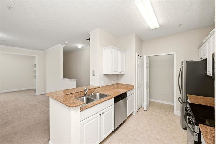 Image No.26-3 Bed Apartment for sale