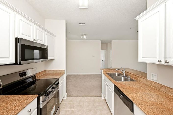 Image No.28-3 Bed Apartment for sale