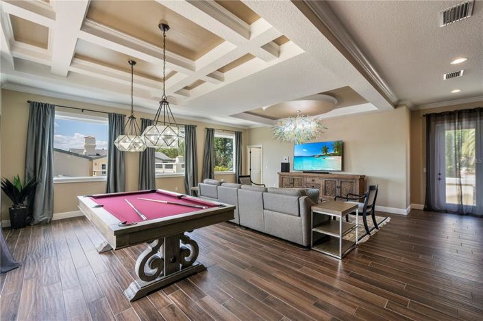 Image No.36-10 Bed House for sale