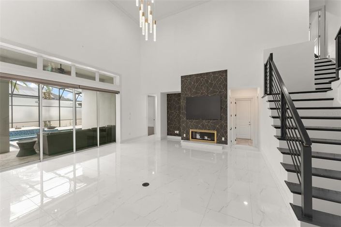Image No.14-5 Bed House for sale