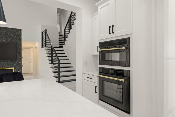 Image No.22-5 Bed House for sale