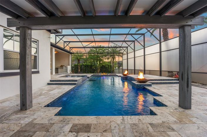 Image No.45-5 Bed House for sale