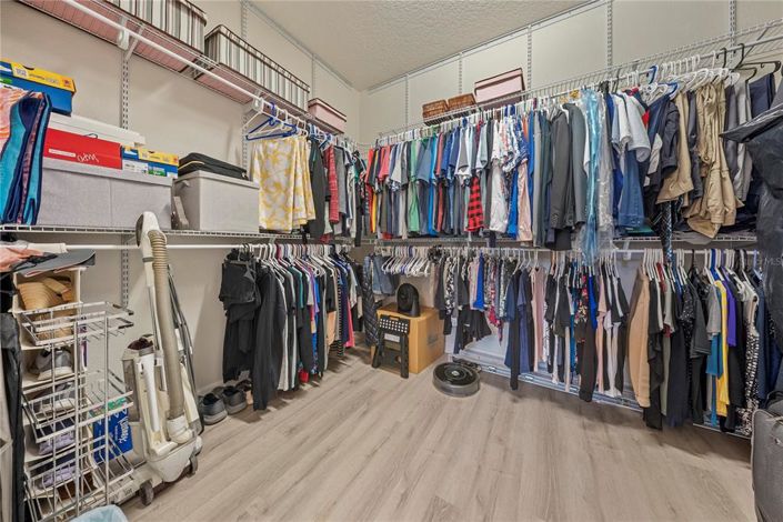 Image No.50-4 Bed House for sale