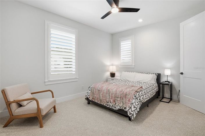 Image No.39-6 Bed House for sale
