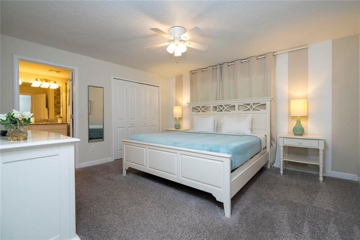 Image No.32-4 Bed Townhouse for sale