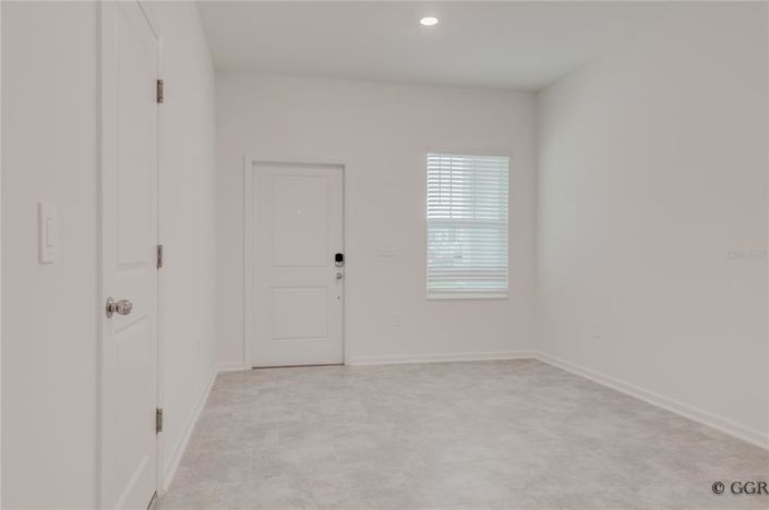 Image No.6-3 Bed Townhouse for sale