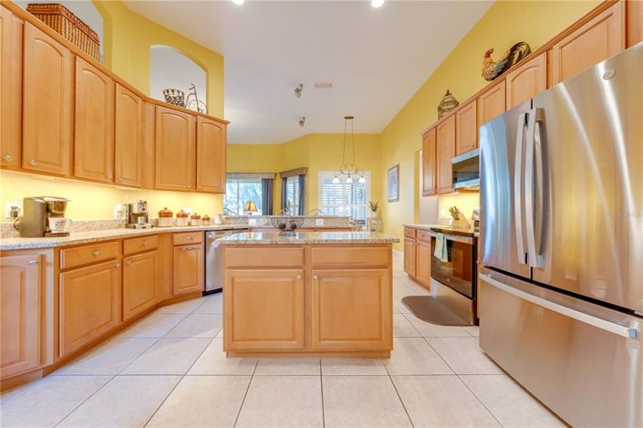 Image No.14-4 Bed House for sale