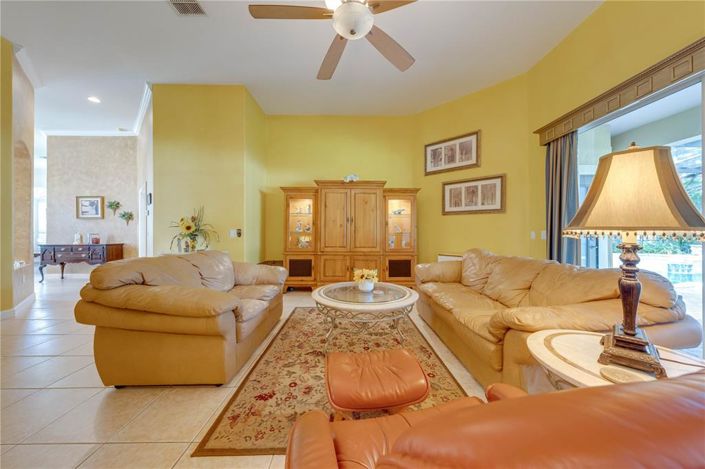 Image No.31-4 Bed House for sale
