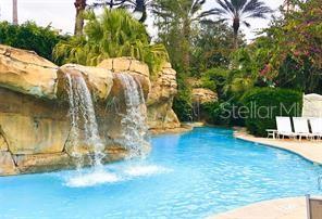 Image No.44-5 Bed Townhouse for sale