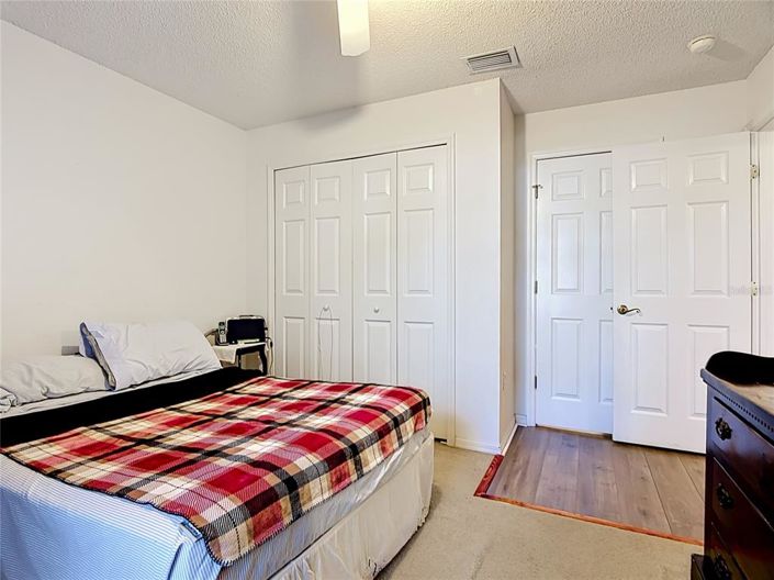 Image No.22-3 Bed House for sale