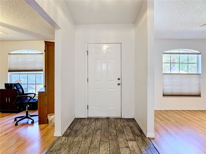 Image No.4-3 Bed House for sale