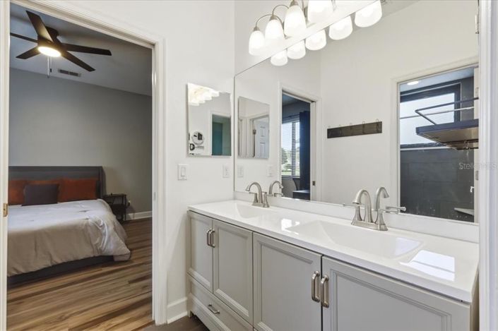 Image No.31-5 Bed House for sale