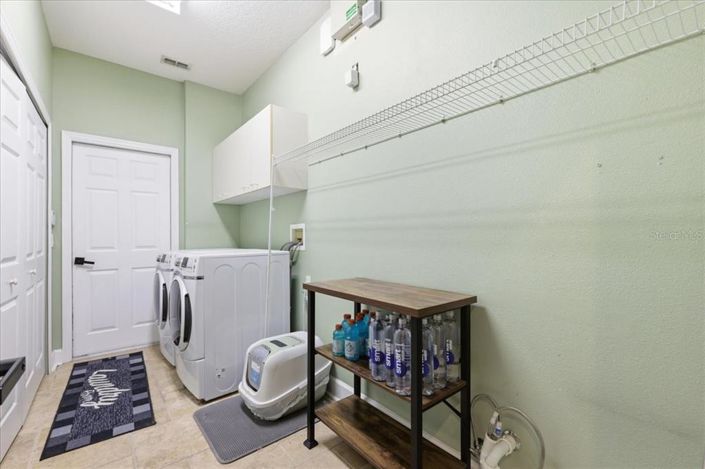 Image No.36-5 Bed House for sale
