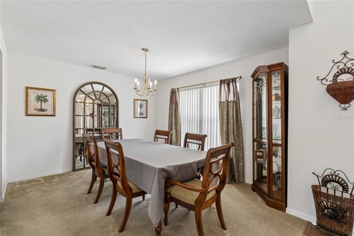 Image No.6-4 Bed House for sale