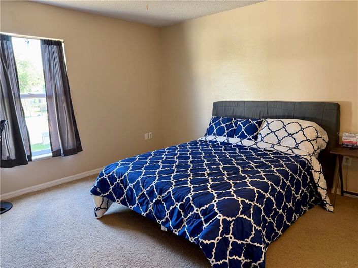 Image No.18-4 Bed House for sale