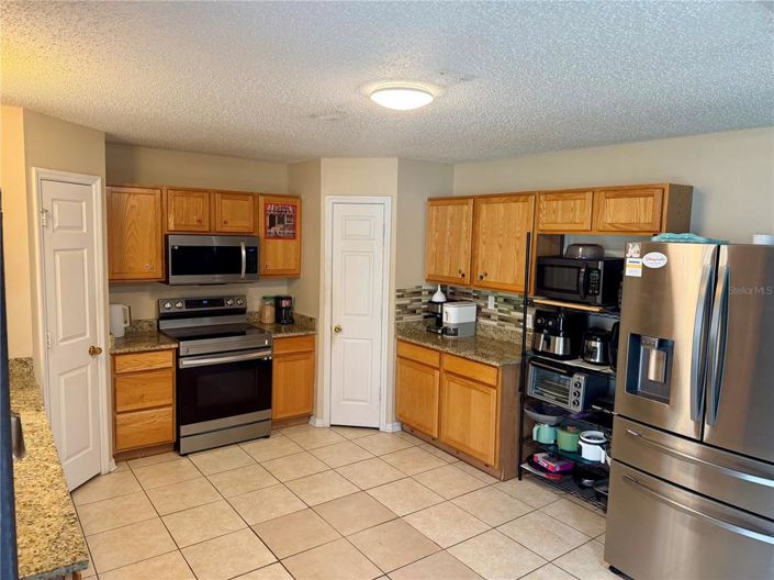 Image No.3-4 Bed House for sale