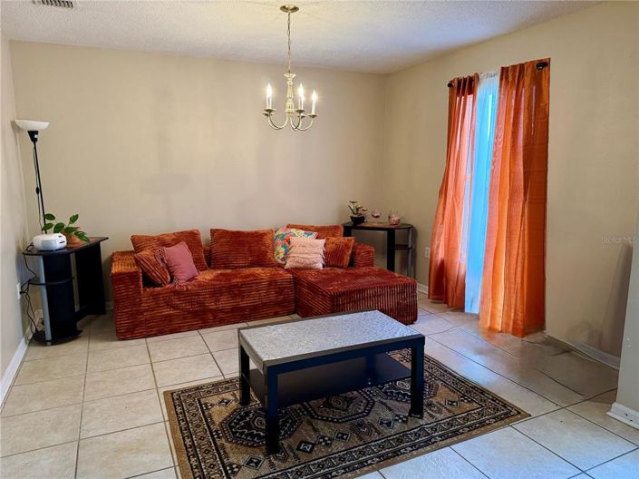 Image No.32-4 Bed House for sale