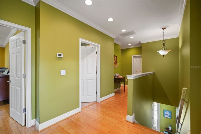 Image No.17-5 Bed House for sale