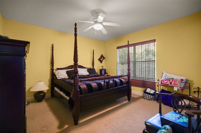 Image No.19-5 Bed House for sale