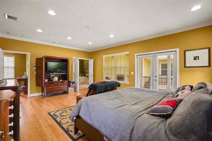 Image No.24-5 Bed House for sale